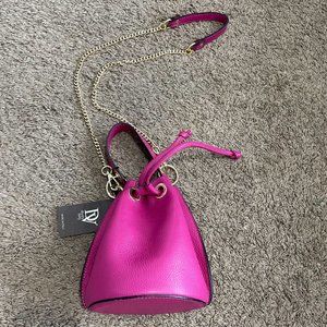 NWT Diva DV pink leather bucket bag